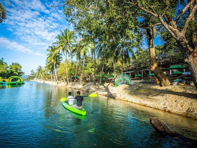 Chèo thuyền Kayak giải trí hấp dẫn