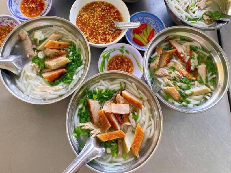 10+ Quán bánh canh Phan Rang "Bổ rẻ & Ngon nức tiếng"