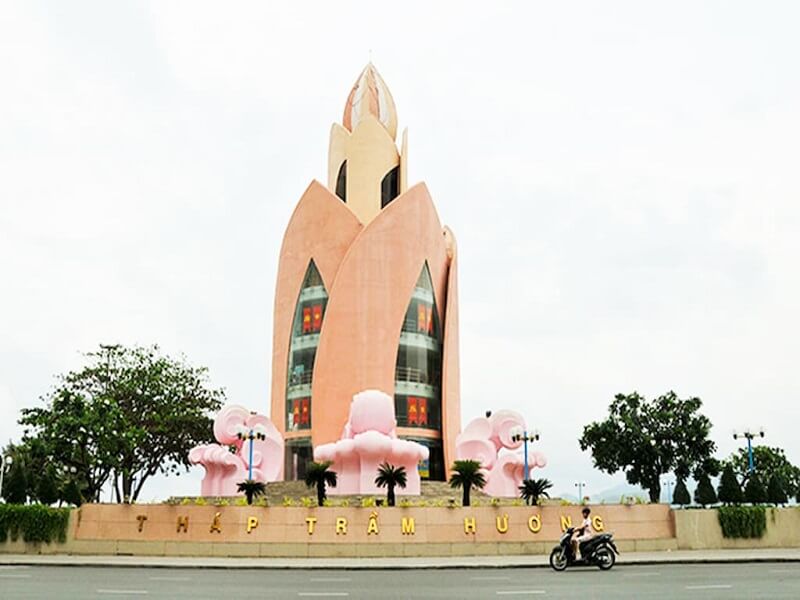 Tháp Trầm Hương Nha Trang